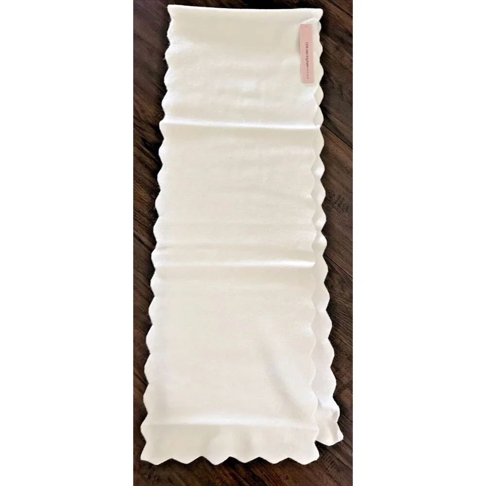 AQUA Women's Ruffled Scalloped Edge Scarf Ivory Off White Soft & Cozy One Size